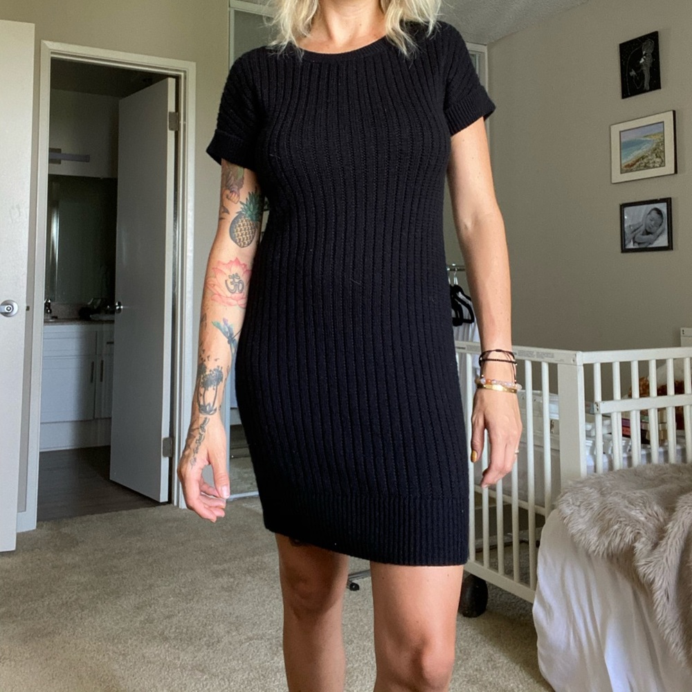 Small black banana republic sweater dress
